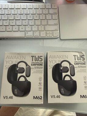 M62 TWS Wireless Earbuds V5.46 – Black